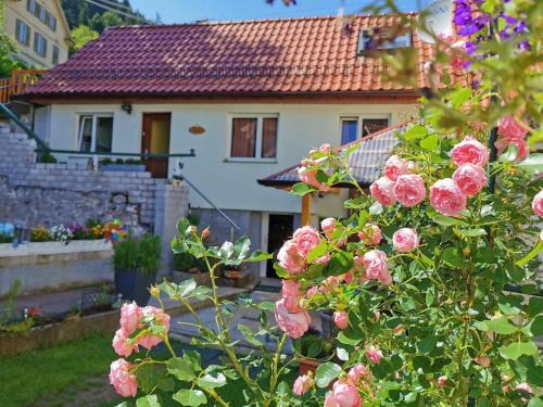 Bad Teinach-Zavelstein House | Guest Rated 10/10: Ferienwohnung TAL-ECK with Hot Tub