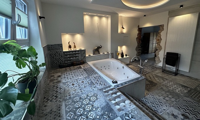 Muelheim an der Ruhr Apartment | Relaxing Getaway with Pool & Sauna in Ruhrgebiet