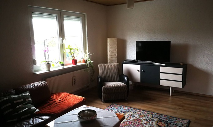 Neustadt bei Coburg Apartment | Ideal Getaway: Cozy Apartment for 4 with Balcony & Spa