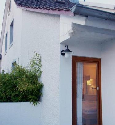 Radolfzell am Bodensee Apartment | Stylish Design Apartment in Seoul - Pet Friendly & Rated 8.8
