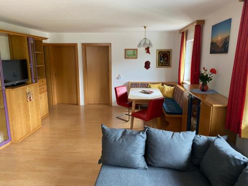 Sankt Veit im Pongau Apartment | Child-Friendly Stay at Ferienwohnung Lehen - Rated 9.2/10