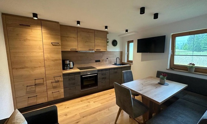 Steinberg am Rofan Apartment | Family-Friendly Ferienwohnung Guffert at Bauernhaus Durrahof