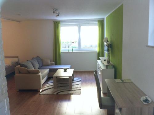 Dettingen an der Erms Apartment | Family-Friendly Ferienwohnung Heike with 9.4/10 Rating
