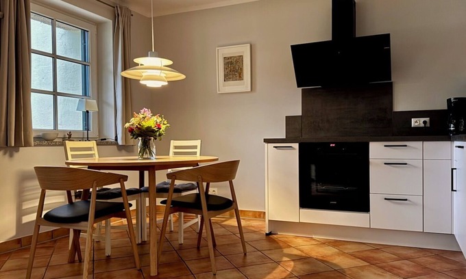 Wieck auf dem Darss Apartment | Idyllic Ferienwohnung with South Terrace by the Bodden