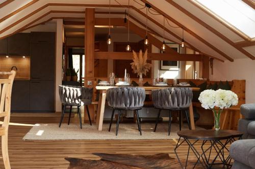 Immenstadt im Allgaeu Apartment | Oceanfront Retreat at Ferienwohnung Alpseeliebe - Rated 9.7