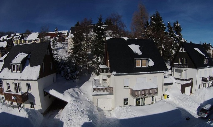 Oberwiesenthal Apartment | Family-Friendly Ferienwohnung Häckel with a 9.1 Rating
