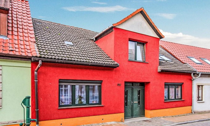 Lassan Apartment | Family-Friendly 80 sqm Three-Room Apartment with Spa