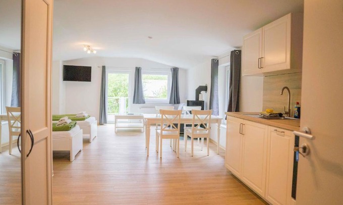 Rabenkirchen Apartment | Pet-Friendly Retreat at Ferienwohnung Kaufmann 1, Rated 9/10