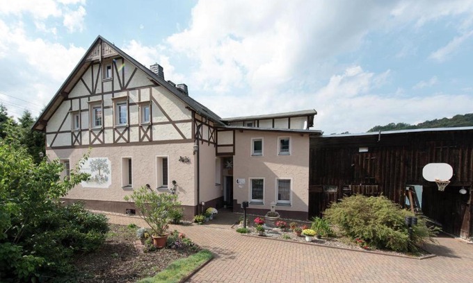 Pohla Apartment | Discover Ferienwohnung RiPa Erzgebirge in Beautiful Schwarzenberg