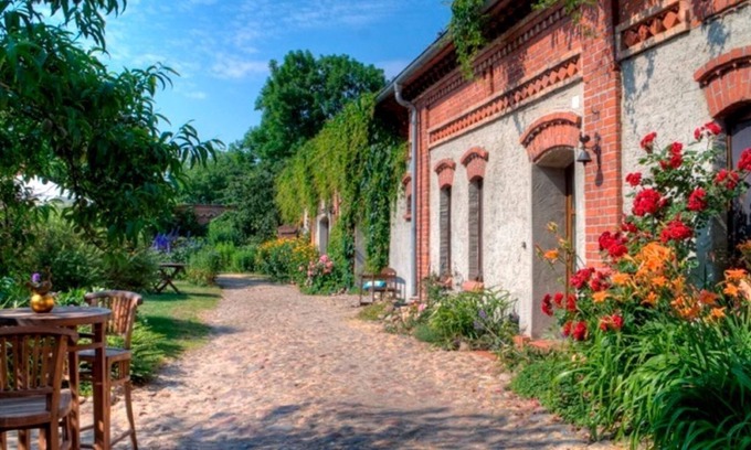 Raddusch Apartment | Explore Ferienwohnung Froschkönig - Family-Friendly Escape