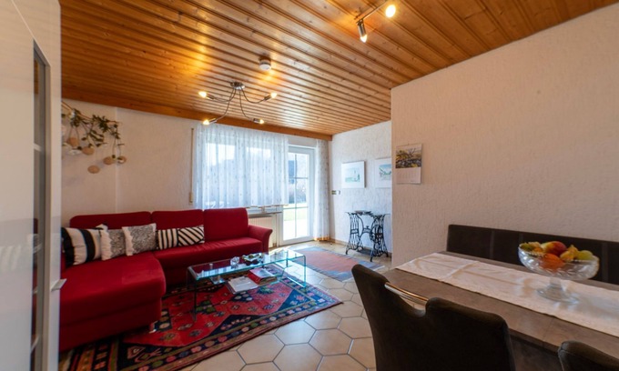 Wiesenttal Apartment | Ocean View Family Retreat at Ferienwohnungen Dormann