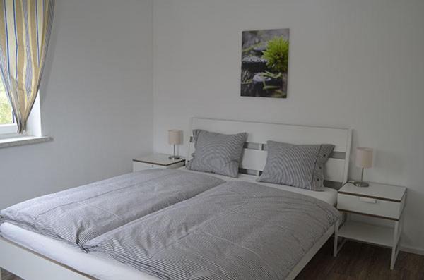 Ainring Apartment | Family-Friendly Kayserstube with Breakfast & Kitchen Access