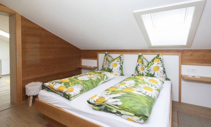 Alpbach Apartment | Cozy Ferienwohnung 3 at Haus Thomas with Family-Friendly Amenities