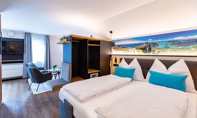 Unterach am Attersee Apartment | Oceanfront Escape at Seegut Kübler - Family-Friendly Retreat