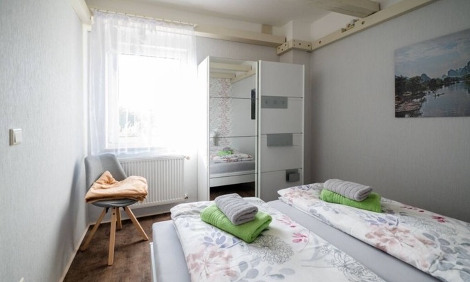 Großraschen Apartment | Cozy 1-Bedroom Apartment with Kitchen & Breakfast Included
