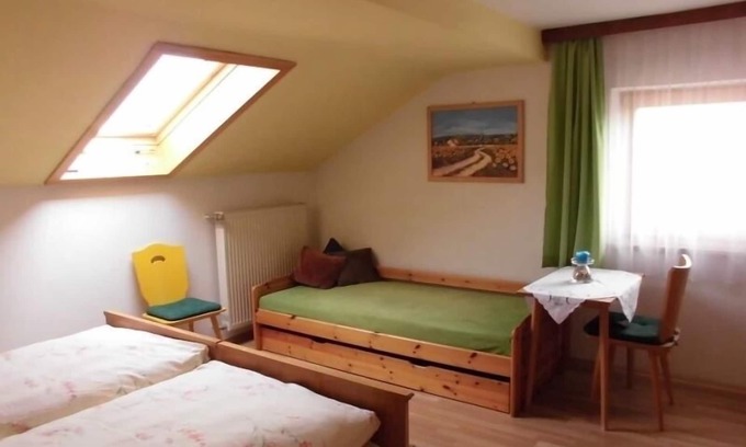 Teisendorf Apartment | Cozy Retreat for 2-5 Guests with Balcony & Kitchen Access