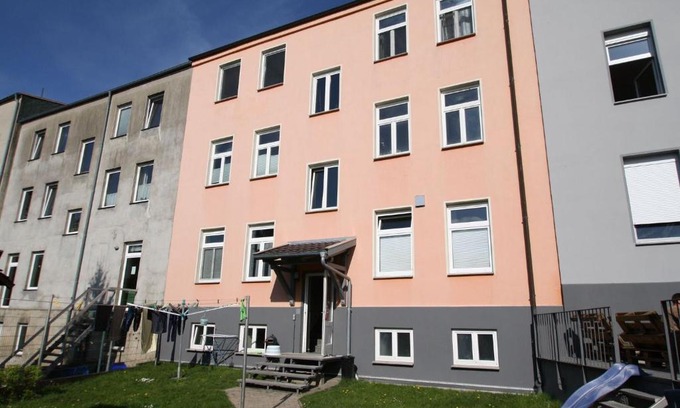 Schwerin Apartment | Family-Friendly Ferienwohnung am Aubach in Schwerin, 8.2/10
