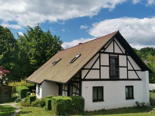 Heiligenberg Apartment | Kid-Friendly Retreat at Ferienwohnung am Bodensee