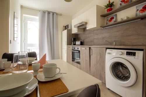 Markkleeberg Apartment | Discover Ferienwohnung am Cospudener See with Ocean View