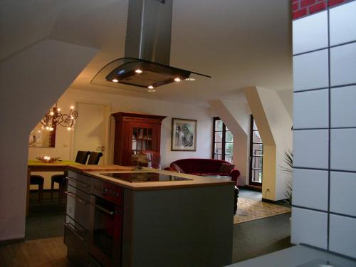 Xanten Apartment | Family-Friendly Retreat at Ferienwohnung Am Dom - Rated 9.1