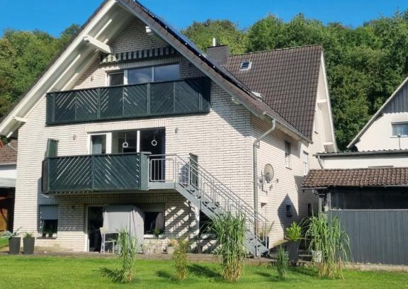 Neuenheerse Apartment | Guest Rated: Ferienwohnung by the Eggegebirge for Families