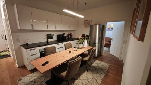 Neuhausen - Nymphenburg Apartment | Ferienwohnung am Hirschgarten - zentral gelegen