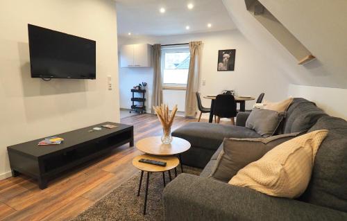 Oker Apartment | Family-Friendly Ferienwohnung am Okertal with High Ratings