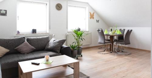 Marktbergel Apartment | Family-Friendly Retreat at Ferienwohnung Am Palmengarten