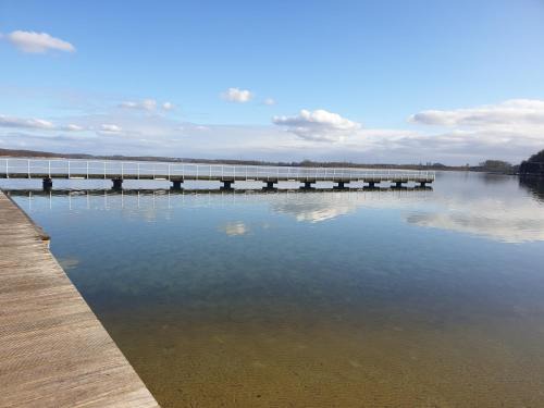 Seehof Apartment | Beautiful Ferienwohnung am See with Oceanfront Views