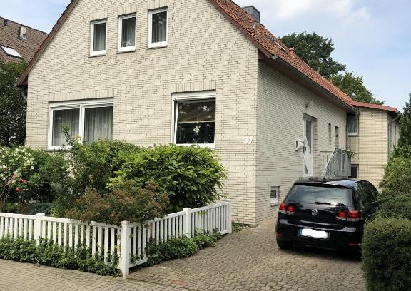 Region Hannover District Apartment | Enjoy Family-Friendly Stays at Ferienwohnung Am Stadtpark
