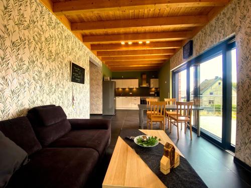 Kommerscheidt Apartment | Cozy Ferienwohnung am Weiher - Perfect for Families