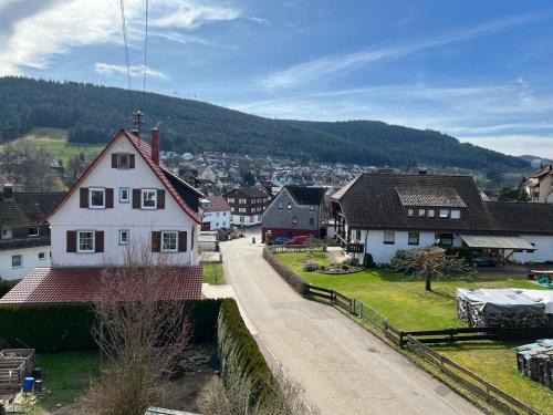 Klosterreichenbach Apartment | Top-Rated Ferienwohnung Am Wiesenrain for Family Getaways