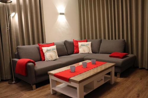 Fedderwardersiel Apartment | Family-Friendly Ferienwohnung Ankerplatz with High Ratings