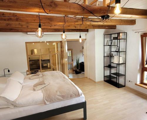 Warburg Apartment | Highly Rated Ferienwohnung by the City Wall - Family Friendly