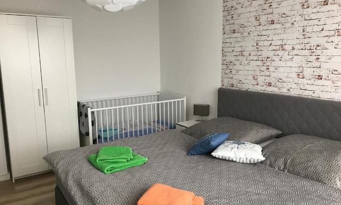 Zwenkau Apartment | Ocean View Retreat: Ferienwohnung Anker for Family Fun