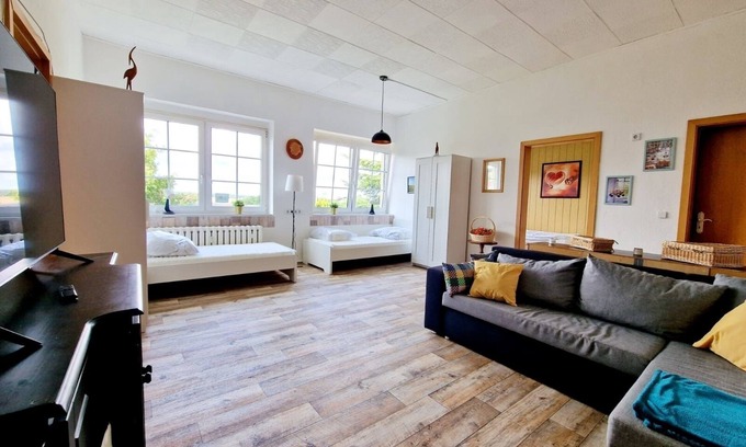 Groß Miltzow Apartment | Cozy Apartment for 4 Guests with Kitchen in Groß Miltzow