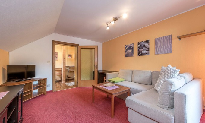 Innerkrems Apartment | Cozy Apartment for 4 Guests in Innerkrems with Kitchen