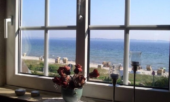 Drei Apartment | Cozy 60m² Apartment for 4 with Oceanfront Views