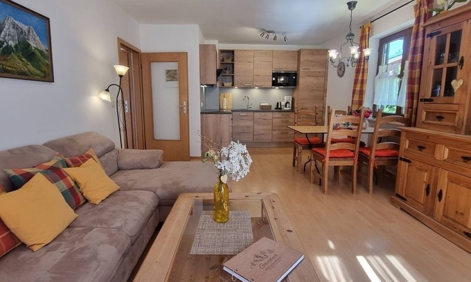 Mittenwald Apartment | Cozy Apartment for 4 in Beautiful Mittenwald