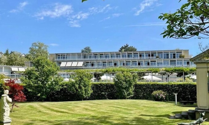 Meilen District Apartment | Ferienwohnung/app. für 2 Gäste mit 78m² in Meilen