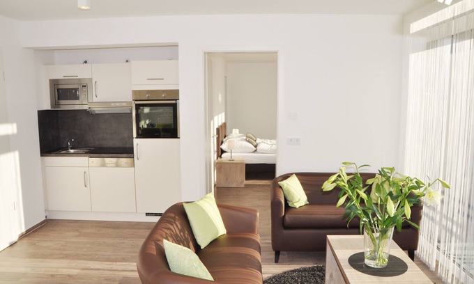 Adlershof Apartment | Cozy Apartment for 2 Guests with Kitchen in Berlin