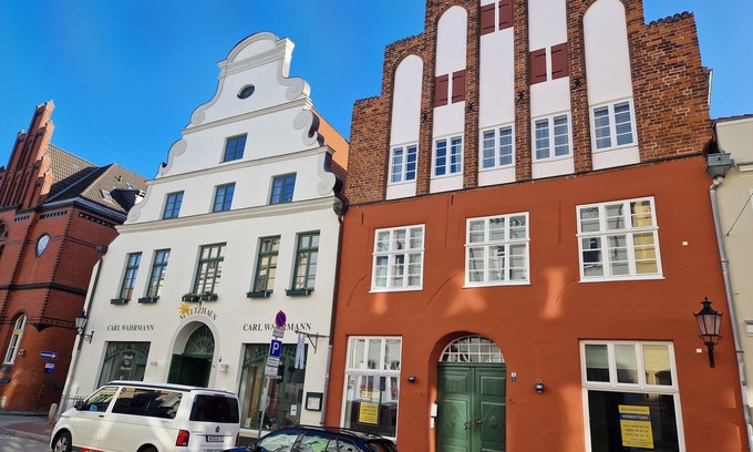 Wismar Apartment | Prime 50m² Apartment for 2 Guests in Wismar - Rated 10/10