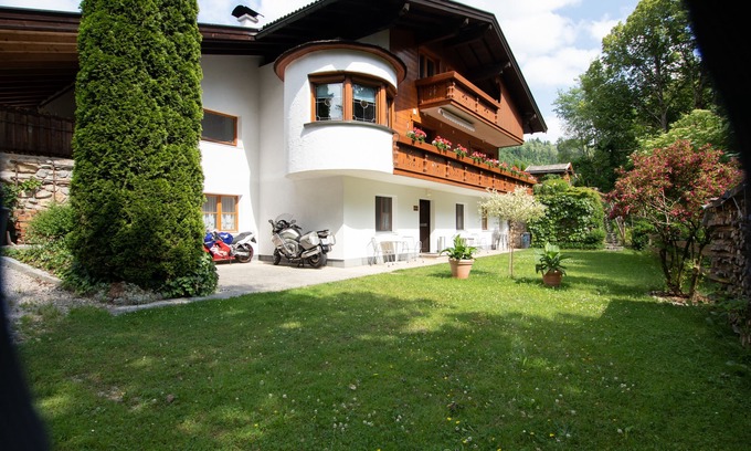 Itter Apartment | Cozy Apartment for 3 Guests in Itter with Kitchen Amenities