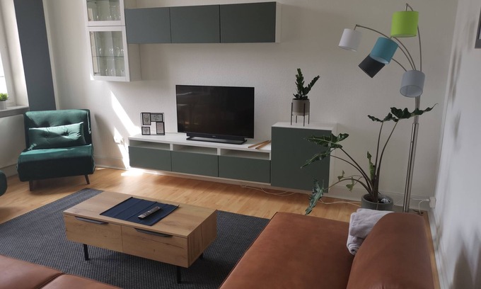 Vorderer Westen Apartment | Modern Apartment for 4 with Kitchen in Kassel