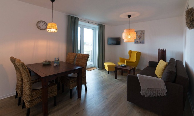 Juebek Apartment | Pet-Friendly Getaway for 4 in Jübek - Rated 10/10!