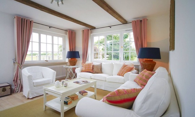 Falshoft Apartment | Family-Friendly Apartment with Ocean View in Nieby