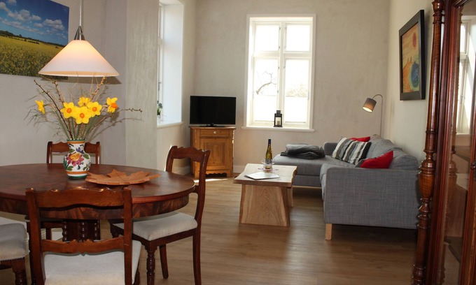 Twedt Apartment | Cozy Apartment for 4 with Kitchen in Twedt