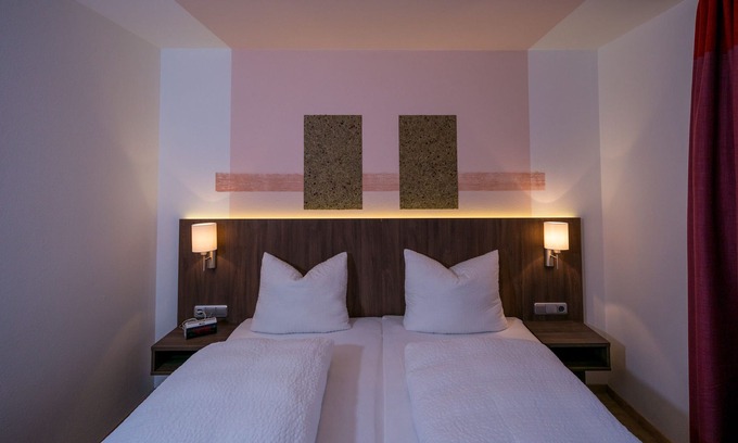 Obing Apartment | Cozy Obing Apartment for 6 with Spa and Kitchen Amenities