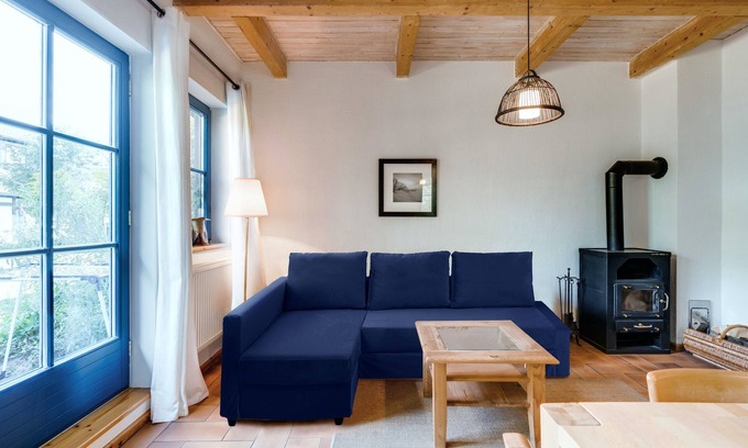 Warthe Apartment | Oceanfront Apartment for 6 Guests in Rankwitz