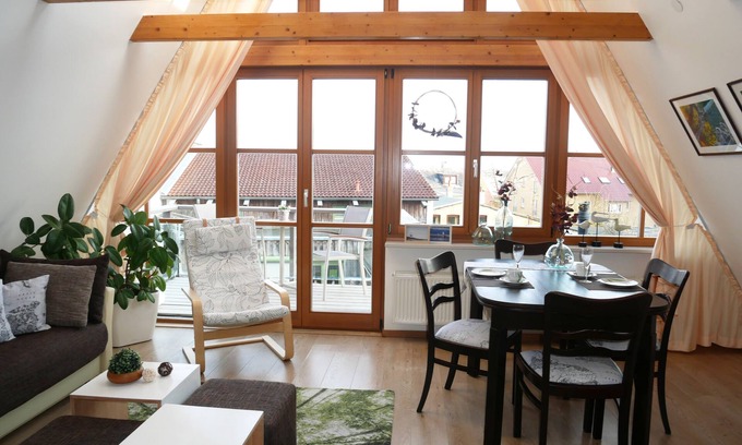 Schleswig Apartment | Comfortable Retreat for 4 Guests in Schleswig, Child Friendly
